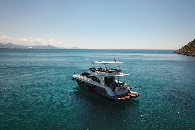 Alanya Private Yacht Tour with Lunch, Soft Beverage & Transfer - Pickup, meeting point, and the return to town