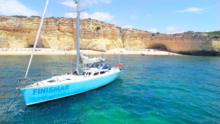 Albufeira: 3-Hour Yacht Daytime/Sunset Cruise to Benagil - The Carvoeiro coast from the water