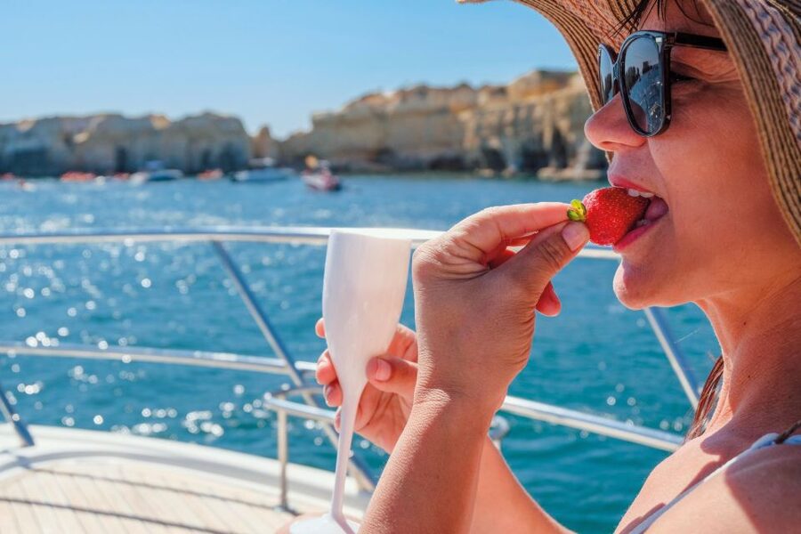 Albufeira: Algarve Half-Day Private Yacht Charter - Who will enjoy this charter most?