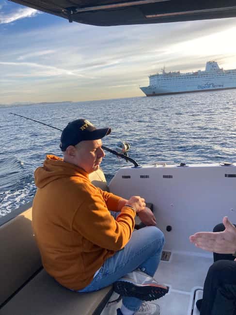 Alicante: Private Yacht Cruise with Drinks - Sailing the Alicante Coast for One Hour