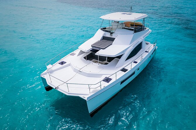 All Inclusive Luxury Yacht – Private Island Experience - Leaving Marina V&V at 9:00 a.m.