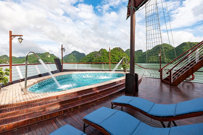Amanda Luxury Cruise - Best Overnight Cruise Halong & Lan Ha Bay - Sunset, dinner, and evening activities