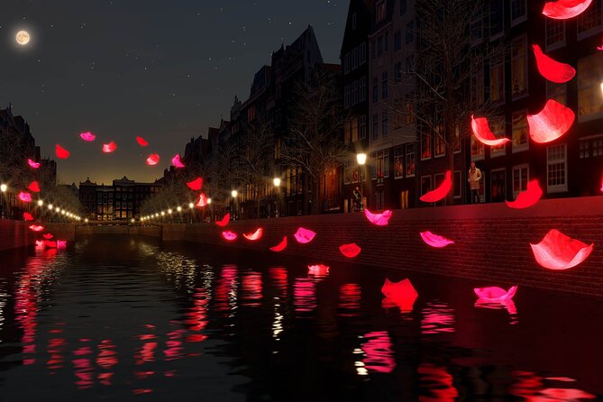 Amsterdam Light Festival: Canal Cruise + Bite & Unlimited Drinks - Boarding at Prins Hendrikkade 33A