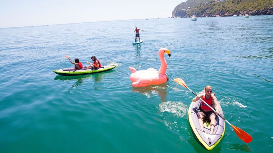 Arrábida Full-Day Yacht Tour from Lisbon - What the $171 price includes