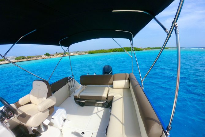 Aruba Element Private Boat Charter (L-Lounge) - A private cruise from Palm Beach