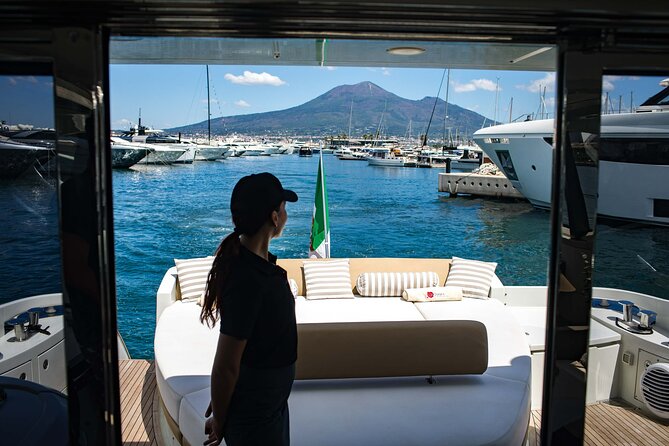 Azimut 62s Yacht Early Morning Capri Transfer & Italian Breakfast - Booking details that matter