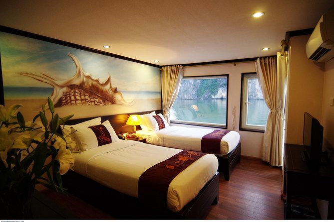 Bai Tu Long bay Luxury Cruise 2D/1N: Less touristy places, Kayaking, full meals - Timing, Group Size, and Practical Comfort
