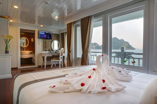 Bai Tu Long Bay Luxury Cruise 2D/1N: Visit Bai Tu Long bay & pristine places - Practical packing advice for the bay