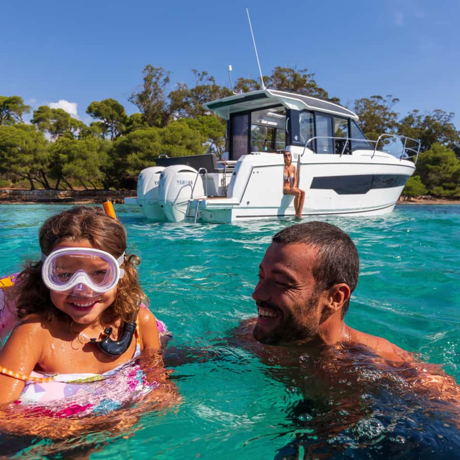 Bali: Private Yacht Snorkel at Manta Point & 2 Spots Penida - The 40-minute cruise to Nusa Penida