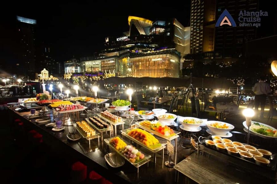 Bangkok: Alangka Luxury Cruise with Buffet and Live Music - Timing, weather, and comfort