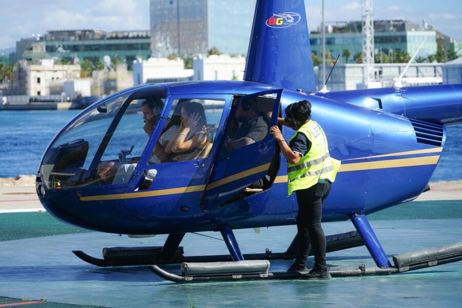 Barcelona: Helicopter Flight with Optional Yacht Cruise - The people who will like this most