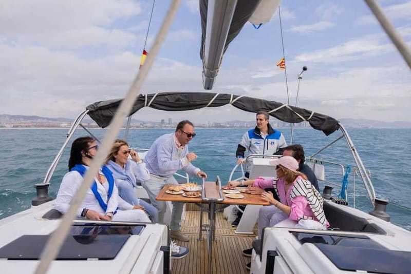 Barcelona: Luxury Sailing Experience from Port Olimpic - Sailing toward Montjuïc and the Vela Hotel