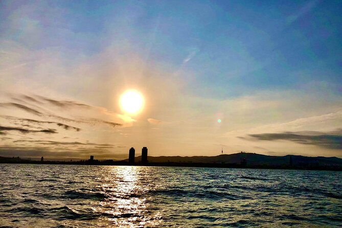Barcelona Private Luxury Motor Yacht Sunset Cruise with Drinks - Drinks, snacks, music, and the one-hour pace
