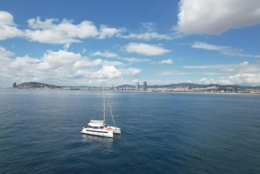 Barcelona: Shared cruise on luxury catamaran Drinks + Snacks - Key points to know before booking