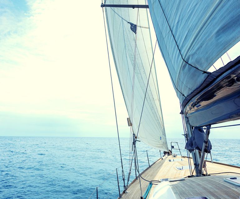 Barcelona: Sunset or Afternoon Yacht Cruise with Drinks - Practical details before you book