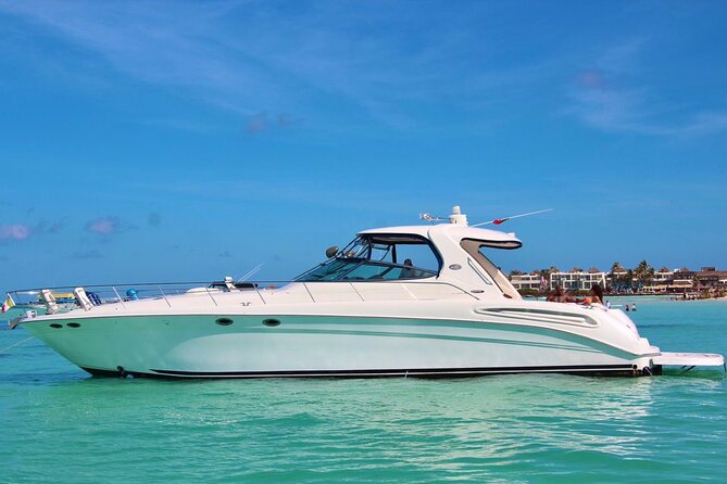 Beautiful SUNDANCER 60ft Private yacht / 18PAX 25P15 - Swimming and snorkeling on the four-hour trip
