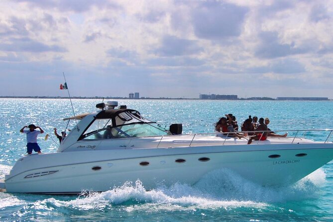 Beautiful Yacht SeaRay 48ft / 15PAX 25P16 - Who will enjoy this yacht outing most