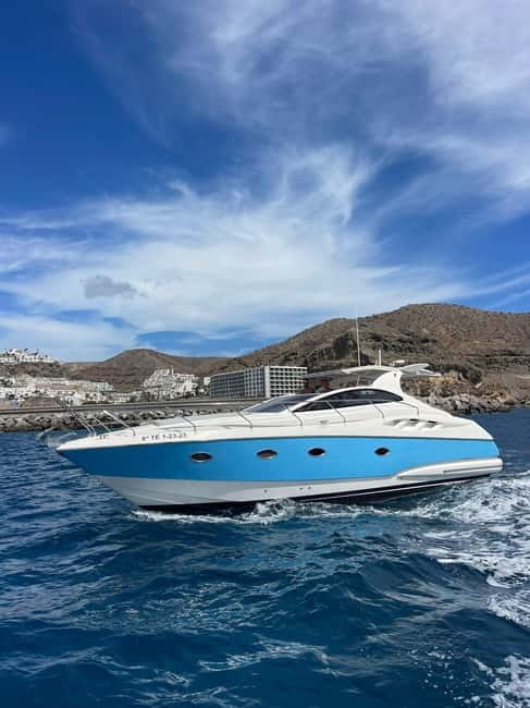 Best Private Yacht in Gran Canaria - Getting from your hotel to Puerto Rico