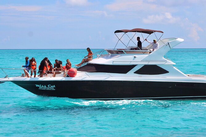 Big Yacht 48ft Rental up to 15 Pax snorkel - A private yacht instead of a crowded boat