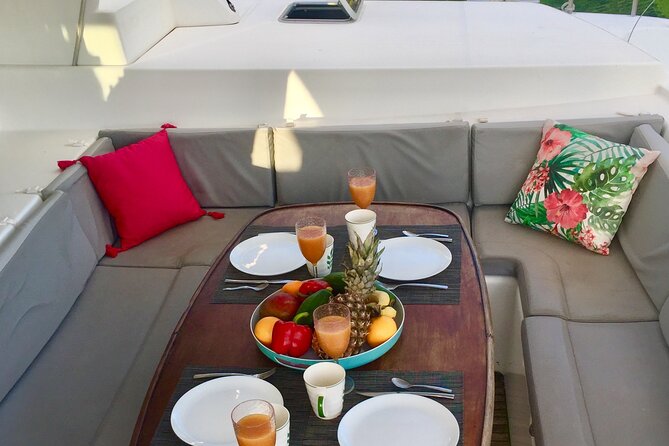 Bimini Charters - Private Luxury Catamaran 3-hr Sunset Sails - The sunset passage past Mallory Square