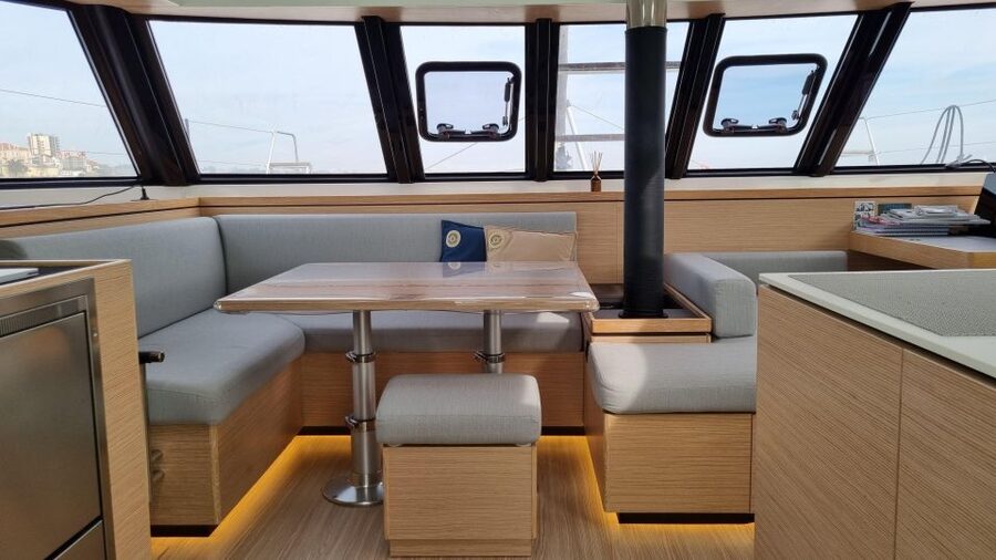 Boat in Algarve - Luxury Catamaran - Lagos - Is $1,143 good value for six people?