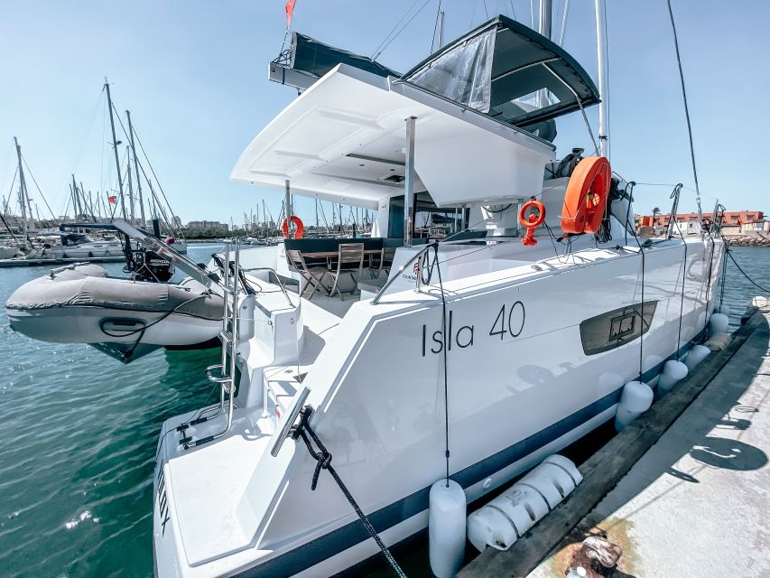 Boat in Algarve - Luxury Catamaran - Portimão - Swimming, paddleboarding, and time on deck