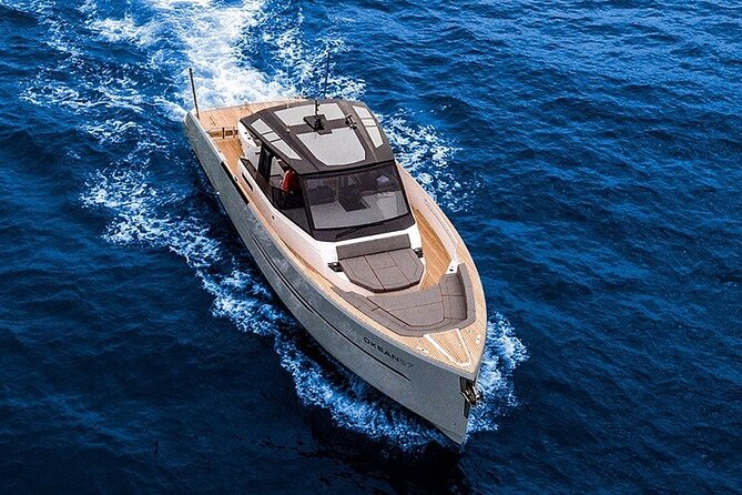 Boat or Yacht Rental in Sag Harbor, The Hamptons, or Monatauk - Key points at a glance