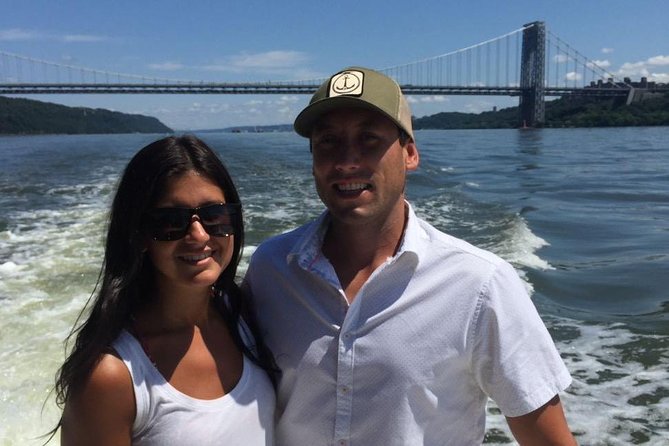 Boat Tour NYC Skyline, Statue of Liberty, Private Yacht Tour - The Bronx waterfront and the return route