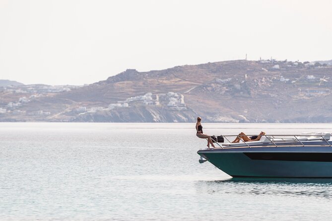 Boat - yacht tours at Mykonos - Who will get the most from this yacht trip
