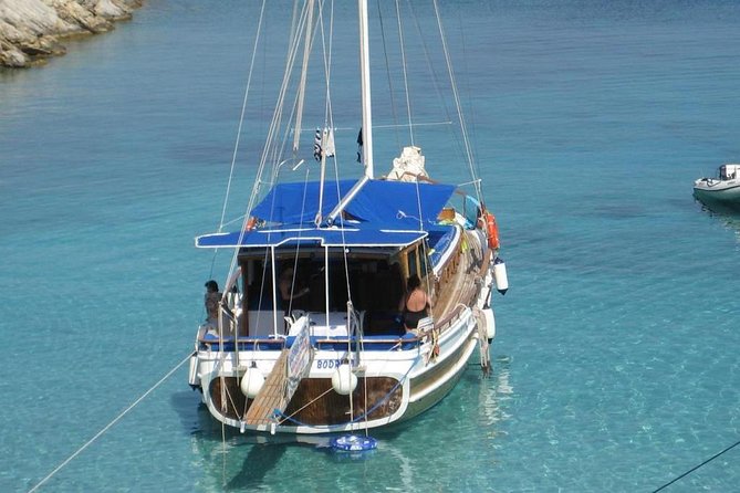 Bodrum: Private Gulet Tour with Lunch - Rabbit Island and Poyraz Bay