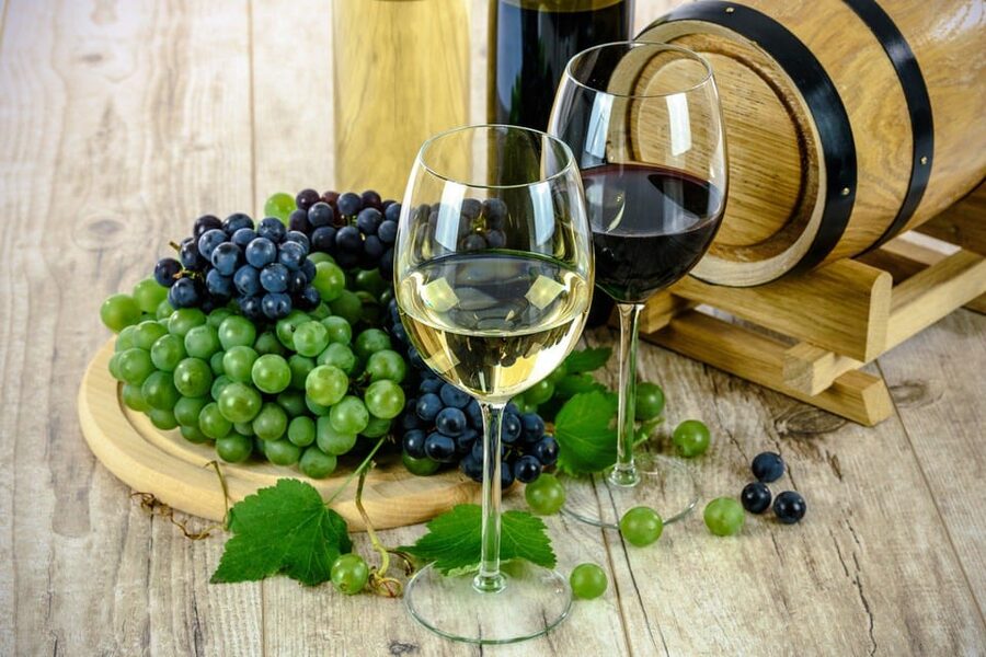 Bordeaux: Garonne River Yacht Cruise with Brunch - Practical tips for a smoother cruise
