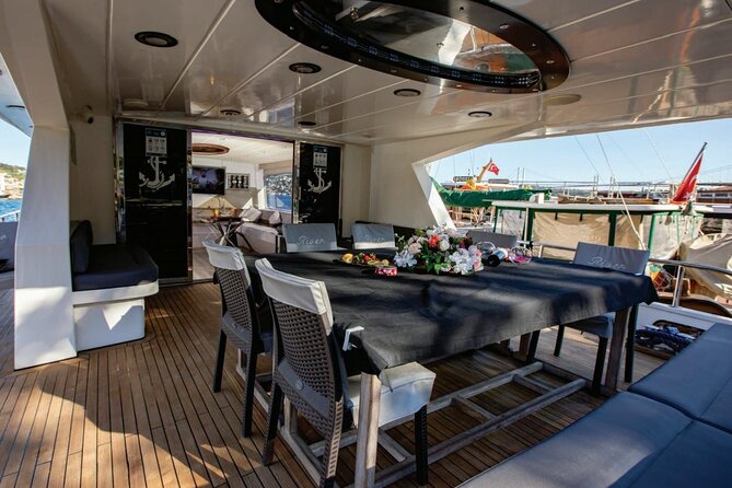 Bosphorus Night Cruise on Luxury Yacht - Why the Bosphorus is Istanbul’s great evening stage