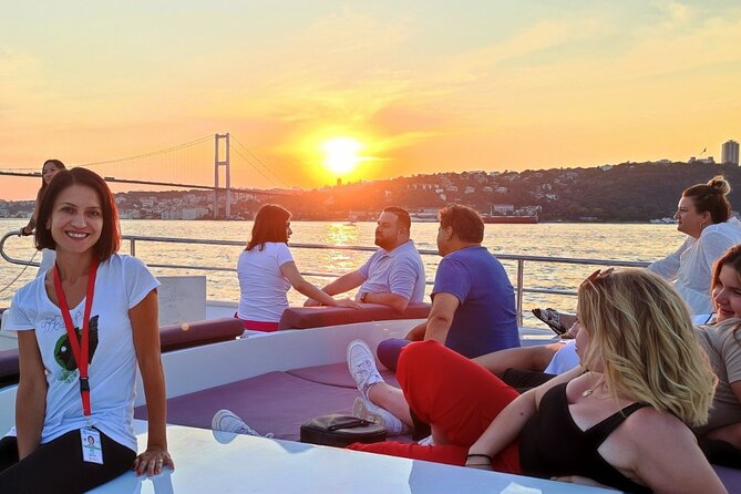 Bosphorus Sunset Cruise on Deluxe Yacht in Istanbul - Wooden waterfront homes at Arnavutkoy and Bebek