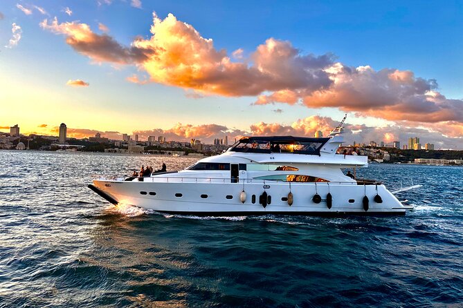 Bosphorus Sunset Cruise with Live Guide on Luxury Yacht - Maiden’s Tower and the old city at sunset