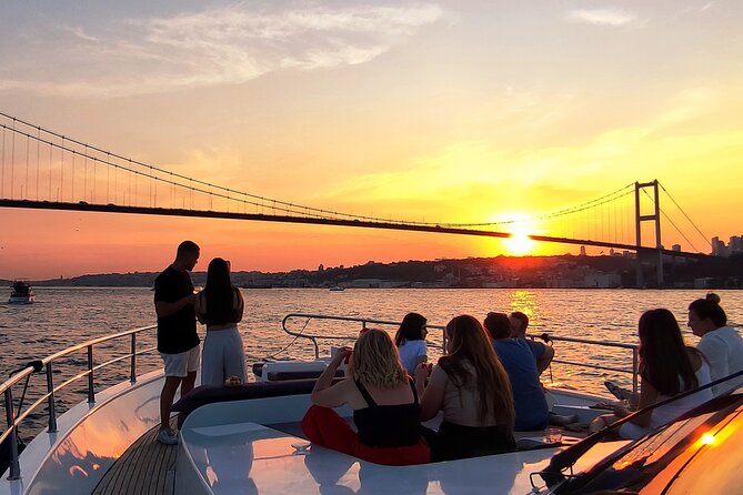 Bosphorus Sunset Yacht Experience: Istanbul’s Best - Why a Bosphorus sunset cruise works so well