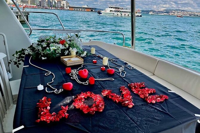 Bosphorus Yacht Cruise at Sunset with Snacks - Why the Bosphorus is the right place to begin