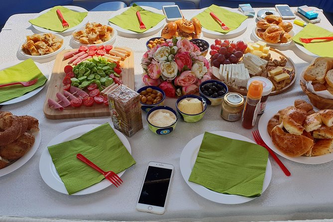 Breakfast Cruise In Bosphorus With Private Yacht - What the private format changes