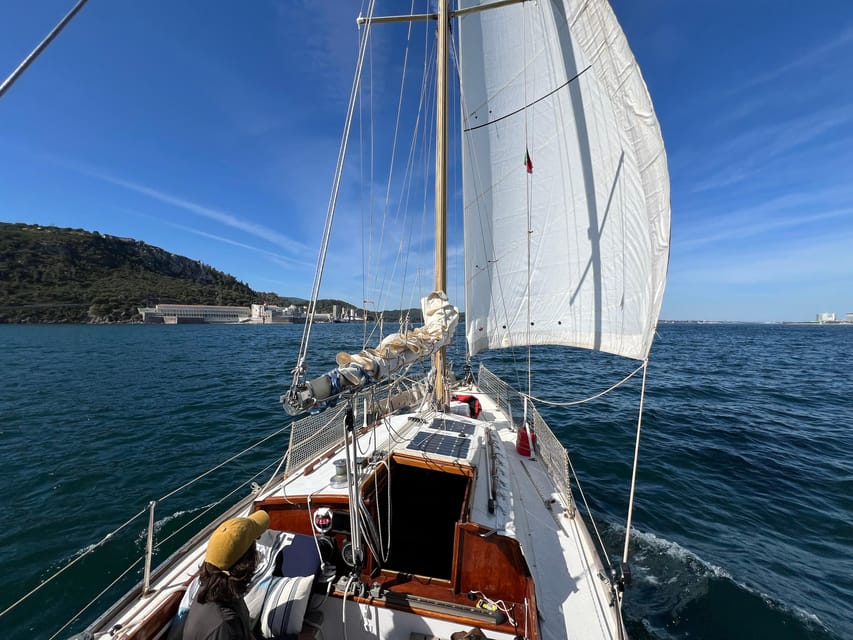 Bretagne Brest : Private Sailing charter Mer d’Iroise - Who should book this Brest sailing trip?