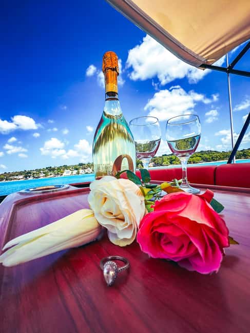 Bridgetown: Barbados Coastline Sunset Luxury Cruise - A sunset cruise with a party-boat possibility