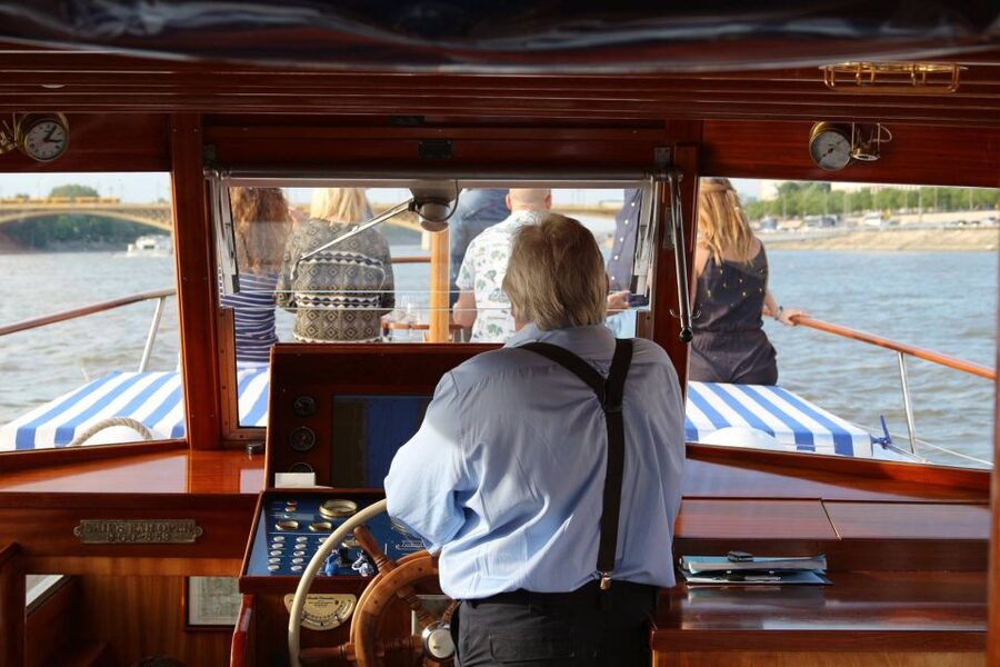 Budapest: Private Danube Yacht Cruise with Welcome Drink - Why the Danube is Budapest’s best viewing platform