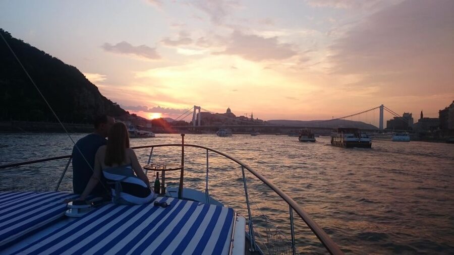 Budapest: Private Danube Yacht Cruise with Welcome Drink - Who will get the most from this cruise