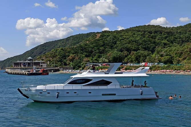 Budget Evening Cruise: Dinner, Live Shows & Party - Sunset, weather, and the best seat strategy