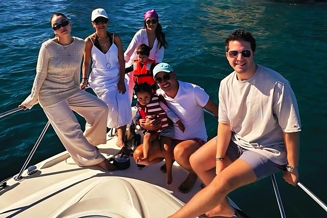 Cabo Private Yacht Cruise to El Arco with Snorkeling Adventure - Why a private boat changes the Cabo experience
