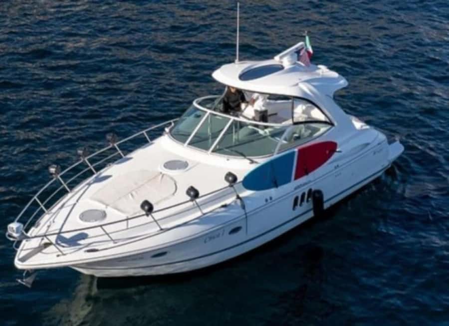 Cabo: Private Yacht Tour, Water Activities, Lunch & Drinks - How the private group format changes the value