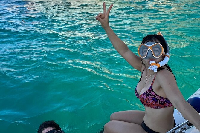 Cabo San Lucas Private Yacht Tour with Snorkel - Should you book the Cabo private yacht tour?