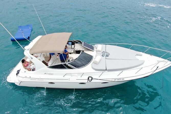Cabo San Lucas Yacht Rental all inclusive - The photography question deserves a clear answer