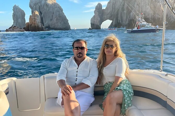 Cabo Yacht Tour to Lovers or Pelícano Beach + Beach Time - The boarding issue you should take seriously