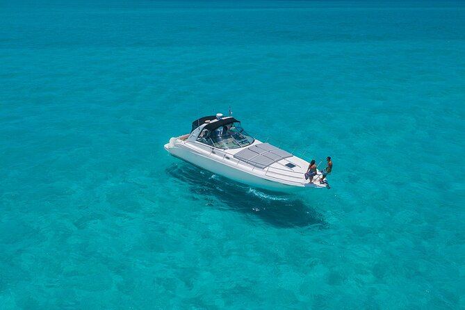 Cancun 4 hour Private Yacht Experience with Lunch and Open Bar Onboard - What the four hours may look like