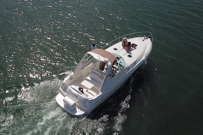 Cancun Bay Private 2-Hour on a Luxury Yacht - A private yacht built for a special occasion