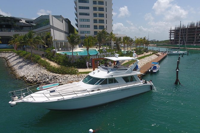 Cancun Boat Tour to Isla Mujeres on Luxury Yacht with Chef -SR55C - A private day from Puerto Juarez to Isla Mujeres
